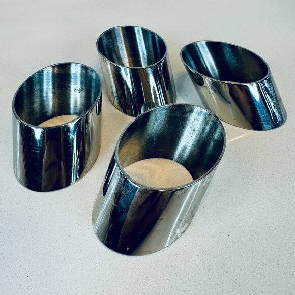 Vintage Set of 4 Silver Plated Napkin Rings - Picture 3 of 7